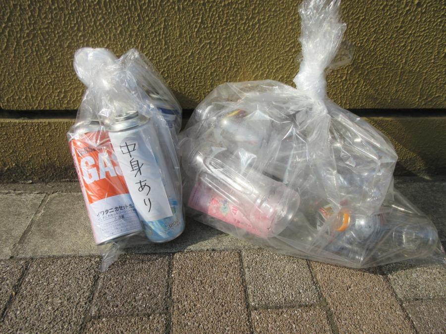 写真:スプレー缶捨て方