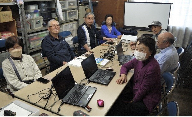 写真：スマホとパソコン教室・相談室