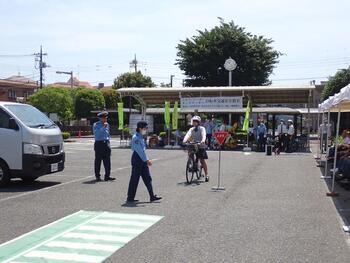写真：拝島高校生の実技体験