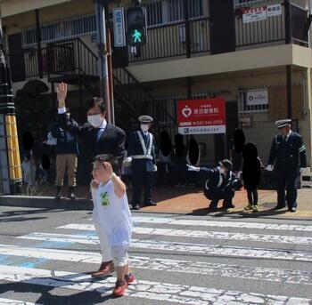 写真：全国交通安全運動の様子1