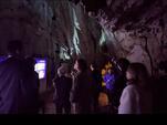 写真：龍泉洞の見学1
