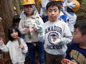 7年森林教室　クラフト完成