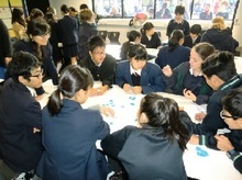 写真：8月4日活動の様子1