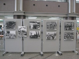 写真：平成27年度東京大空襲パネル展