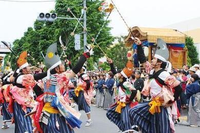 写真：あきしま郷土芸能まつり中野七頭舞