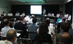 写真：計画概要説明会