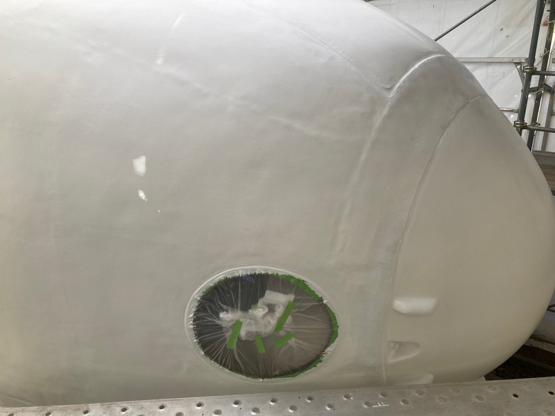 新幹線の先頭部分の写真