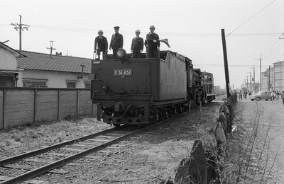 写真：立川基地へ向かうようす1