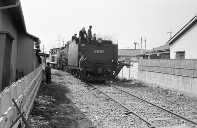 写真：立川基地へ向かうようす2