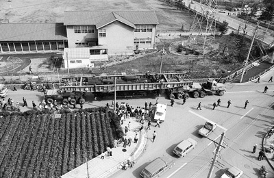 写真：昭和中学校付近を通る