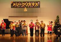 写真：昨年のクリスマスのつどいの様子
