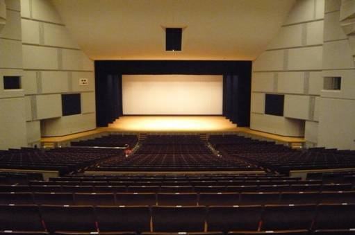 写真:FOSTERホール