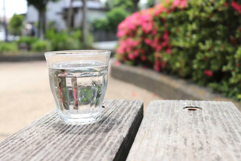 画像：コップに入った水