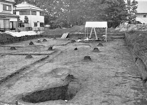 画像：林ノ上遺跡の発掘作業のようす