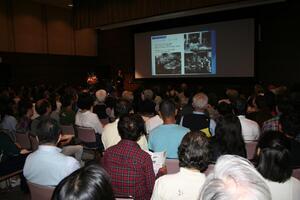 写真：公演の様子2