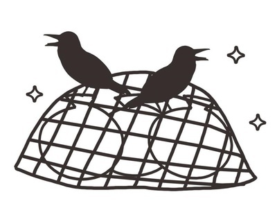 イラスト：カラスがネットにのっている様子