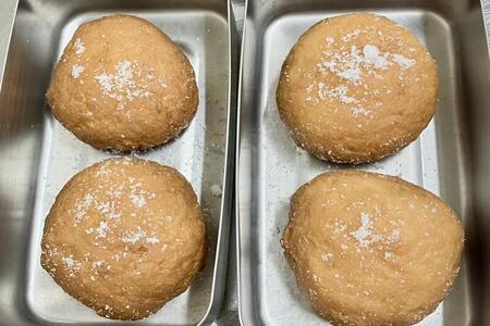 米粉でつくった揚げパンの写真