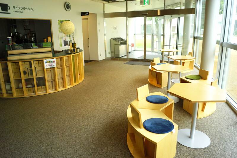 画像：ライブラリーカフェ