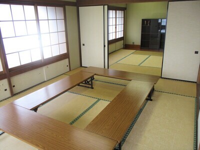 休養室和室写真