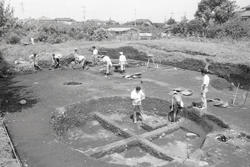 S60_1985_西上遺跡の発掘